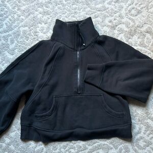 Lululemon scuba half zip cropped black size XS/S